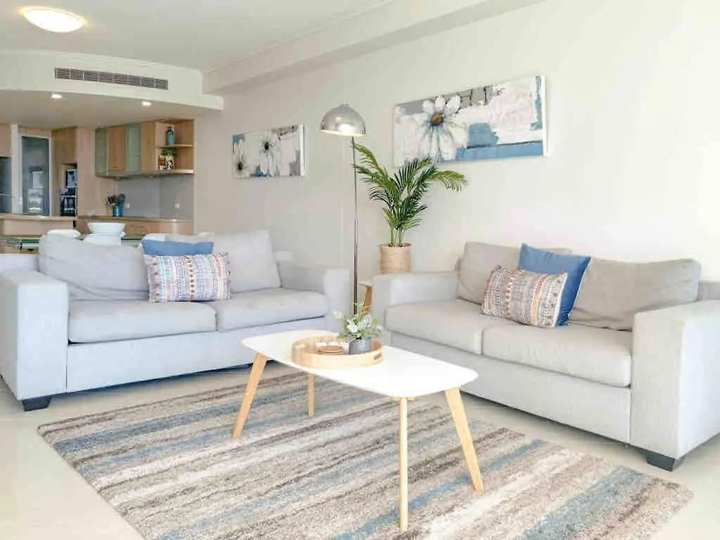 Waterfront Elegance With Pool & Jetty Access Apartment Buddina Australia