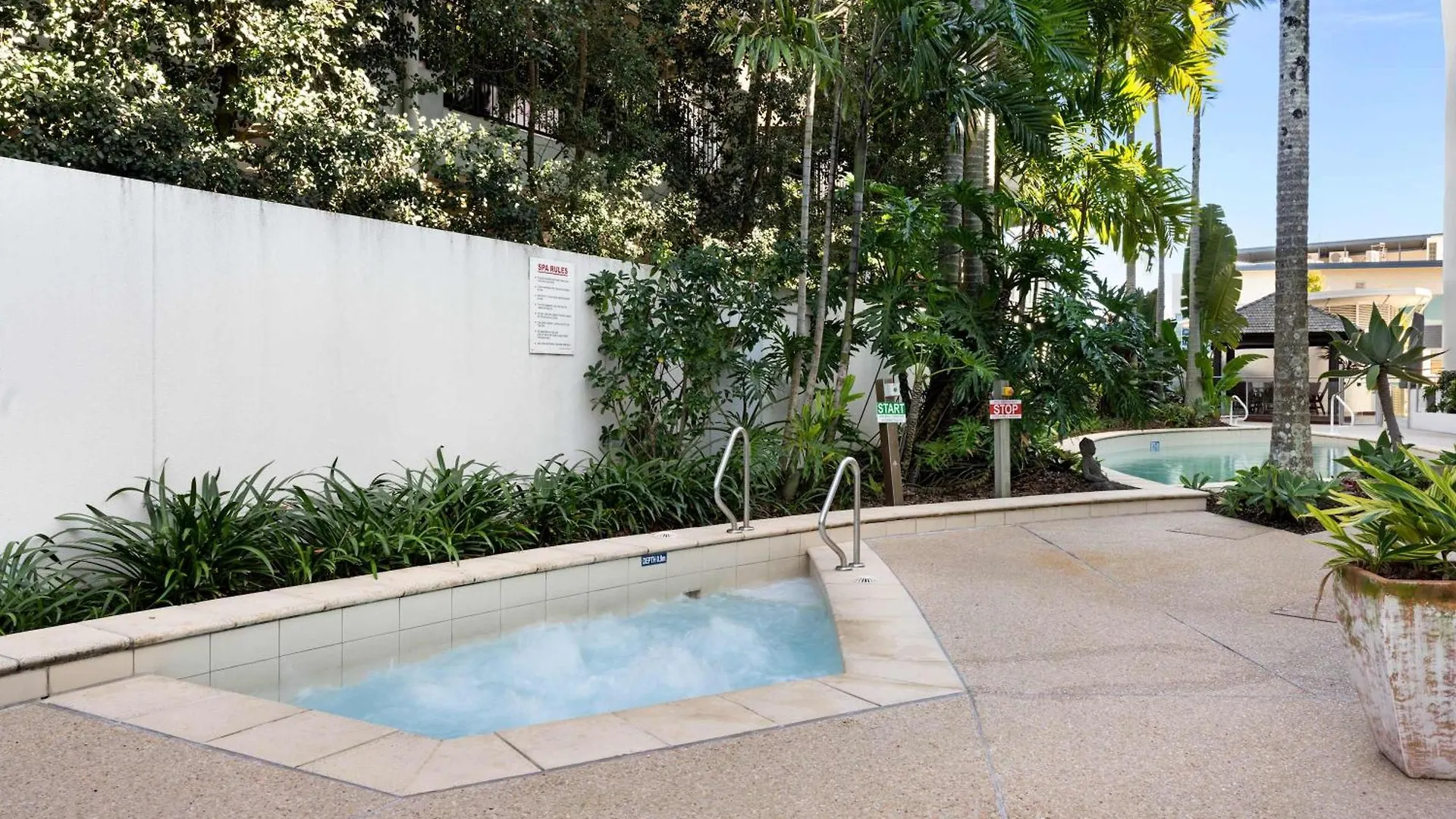 Appartamento Waterfront Elegance With Pool & Jetty Access Buddina