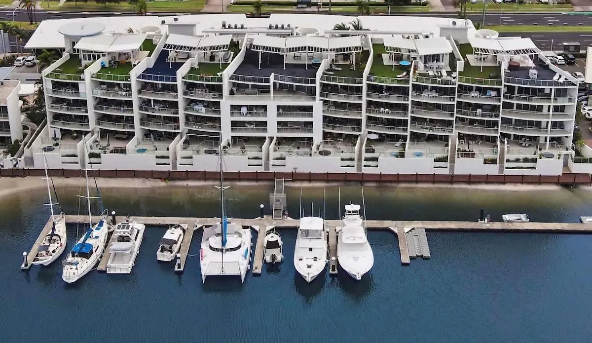 Waterfront Elegance With Pool & Jetty Access Appartement Buddina 0*,
