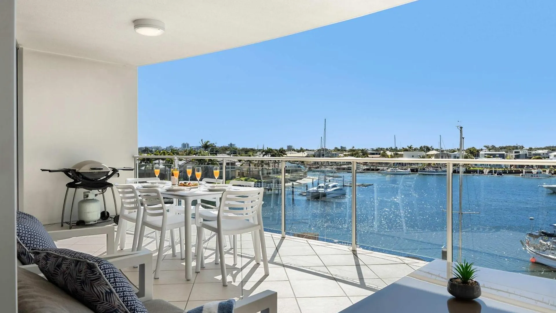 Waterfront Elegance With Pool & Jetty Access Appartement Buddina 0*,